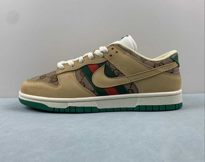 Nike discount dunk gucci